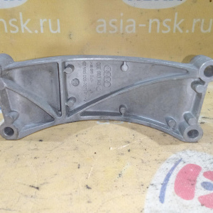 Кронштейн генератора Audi CGW A6 C7/4G2 '2013 3.0 TFSI VAG 06E903143D