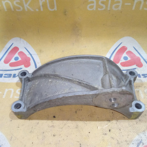 Кронштейн генератора Audi CGW A6 C7/4G2 '2013 3.0 TFSI VAG 06E903143D