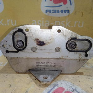 Радиатор масляный Audi 06E117021G A6 C7/4G2 CGW '2013 3.0 TFSI VAG