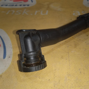 Патрубок картерных газов BMW 11151438195 X5 E53 M54B30 '2000 щуп-маслоотделитель