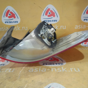 Стоп BMW X5 E70 '2008 R трещина и царапины на стекле 63217200818