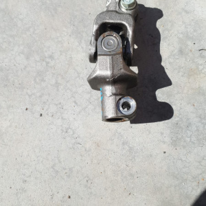 Карданчик рулевой Toyota NKE165