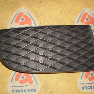 Заглушка в бампер Mazda Premacy CP8W '2001-2005 R C145 50C11