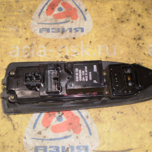 Пульт стеклоподъемника Mazda Familia BJ## '2000-2003 перед, прав B30H66350
