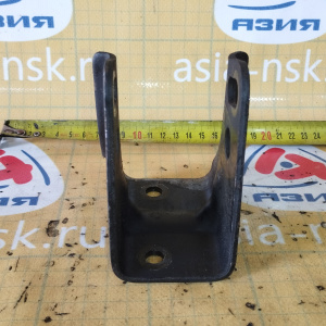 Крепление подушки ДВС Toyota 2E Corolla EE90 2WD a/t перед. A132L F ( G )