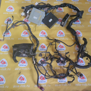 Коса ДВС Mitsubishi 4G93 GDI Galant EA1A a/t + блок управления  на форсунки  MD340897 +  компьютер на ДВС MD362643 и акпп MR430872