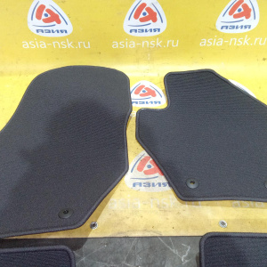 Коврики комплект Volvo 31307263 Правый руль
