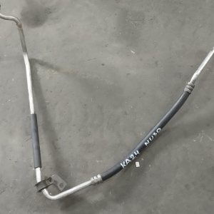 Шланг кондиционера Nissan U30 Bassara/Presage KA24