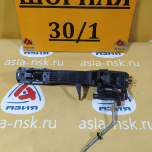Ручка двери Toyota Isis ZNM10 зад, прав