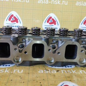 Головка блока NISSAN TD27/QD32 НОВАЯ диаметр форсунки 20 мм. ( ключ на 22 мм. ) БЕЗ КОРОМЫСЕЛ