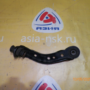 Рычаг NISSAN C11 Tiida перед, прав С балки.