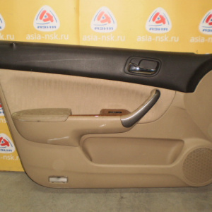Обшивка двери Honda Accord CL7 перед, лев