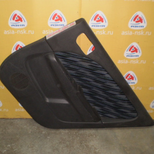 Обшивка двери Toyota Caldina ST190 зад, прав