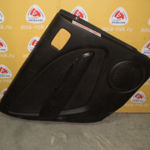 Обшивка двери Mitsubishi Airtrek CU2W зад, лев