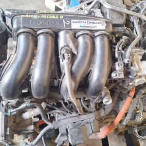 Двигатель Honda LEB-3613831 передний привод gibrid Vezel RU4-1013829
