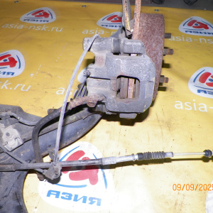 Балка Toyota SV50/AZV50 Vista/Vista Ardeo '1998-2000 в сборе с тросами ручника. R ABS DISK.