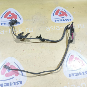 Датчик ABS Toyota Estima/Alphard ACR30/MCR40/MNH15 перед, лев НЕТ ФИШКИ, 2AZ-FE 89543-28090