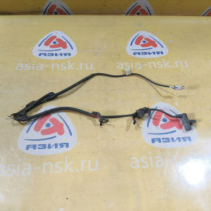 Датчик ABS Toyota Estima/Alphard ACR30/MCR40/MNH15 перед, прав НЕТ ФИШКИ. 2AZ-FE 89542-28090