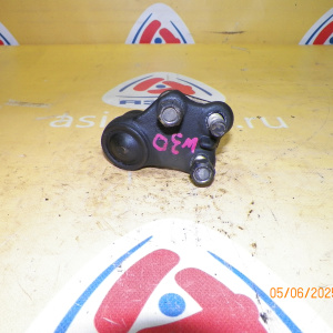Шаровая Nissan W30/C23 Largo/Serena перед, прав н