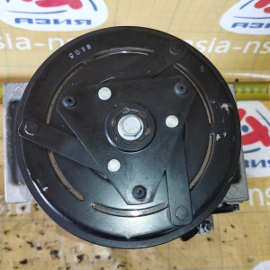 Компрессор кондиционера Nissan MRA8 Bluebird Sylphy TB17 '2016- 2 разъёма с механическим и эл. датчиком 92600-3RS5A