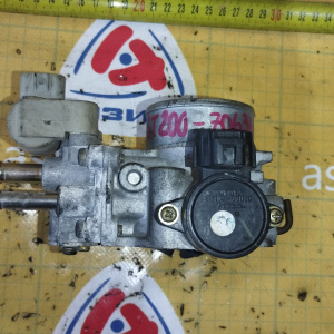 Заслонка дроссельная Toyota 3S-FE/4S-FE Ipsum ST190/SV40/ST200/ST210/SXM10/SXA10 22210-7A560 3 болта ( кат. ) ПРОБЕГ 52 т. км.