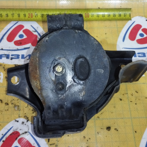 Подушка двигателя Subaru EJ205 Forester SF5 перед, лев 41022AC011