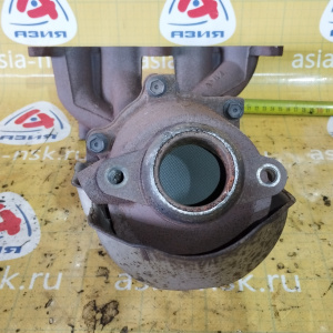 Коллектор выпускной Nissan CR12 March AK12 + катализатор 14004AX000 + 208A0CT00A