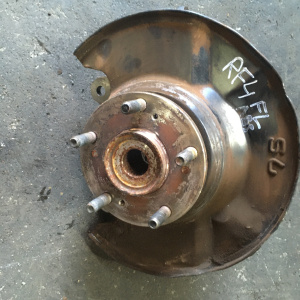 Ступица Honda RF3/RF4/RF5 Stepwgn перед, лев ABS голая