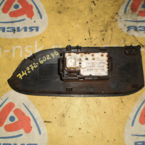 Пульт стеклоподъемника Toyota Land Cruiser Prado GRJ150 зад, лев 74272-60230