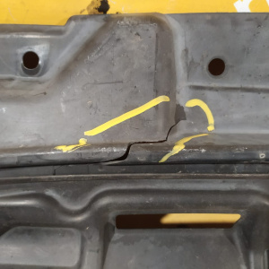 Защита бампера Toyota ANH10/MNH15/ACR30 Alphard/Estima Дефект 51441-58010  51442-28100