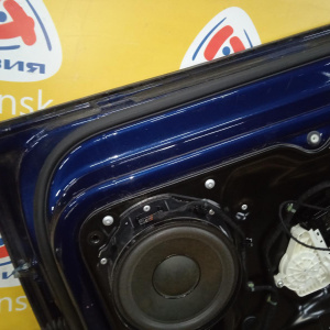 Дверь боковая Volkswagen Passat B6/3C2/3C5 '2007 перед, лев в сборе (дефект, вмятина)