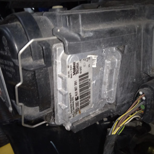 Ноускат Volkswagen Passat B6/3C2 BZB '2007 1.8 TSI 6AT RHD HID-ксенон адаптив, омыватели фар, туманки, бачок омыв.