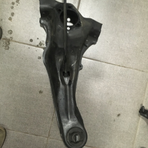 Рычаг Mitsubishi CW4W, CW5W, CW6W, GA2W, GA3W, GA6W, CY3A, CY4A,CY6A,  CX3A, CX4A, CX6A зад, прав продольный к ступице