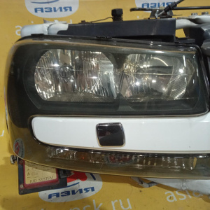 Рамка передняя Chevrolet 15831182 TrailBlazer GMT360/KC '2003 в сборе с фарами и решёткой (сломана решётка)