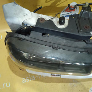 Рамка передняя Chevrolet 15831182 TrailBlazer GMT360/KC '2003 в сборе с фарами и решёткой (сломана решётка)