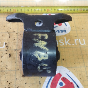 Подушка двигателя Nissan QG15/QG18 AD/Wingroad/Sunny Y11/FNB15 4WD a/t зад геливая R 113214M720 / 113204M720