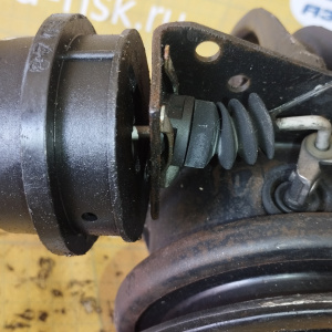 Подушка двигателя Honda F23A Odyssey RA3 зад ( вакуумник отломан ) R 50810-SV4-J82