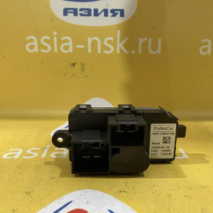 Реостат печки Ford Kuga CBV '2012 6G6T-19E624-DB