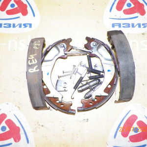 Колодки тормозные Honda CR-V RE3/RE4 колодки ручника. Комплект в сборе с пружинками. R