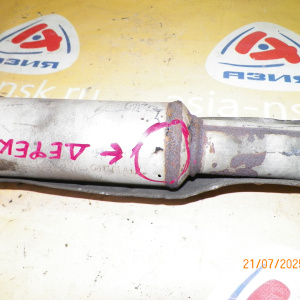 Бочка глушителя Subaru Forester SF5 EJ202 средняя часть. С тремя дефектами.