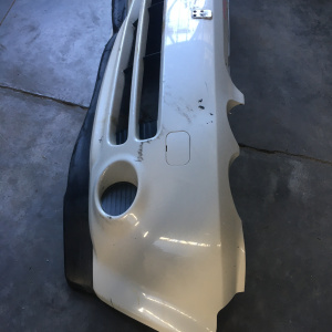 Бампер HONDA HR-V GH1 '09.1998-06.2001 перед дефект 71101-S2H-0000