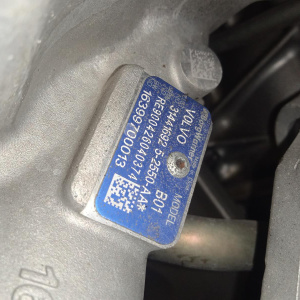 Двигатель Volvo V40 B4154T5-1306493 1.5L Turbo MV '2015