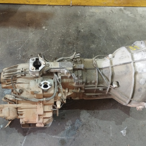 МКПП Isuzu 6VD1 4WD раздатка не TOD с эл. мотором и рычагом Bighorn/Wizard/VehiCross UES26