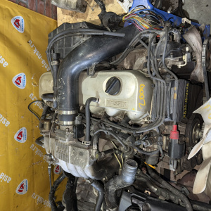 Двигатель NISSAN RB20-E-184867B БЕЗ КОНДЕРА LAUREL