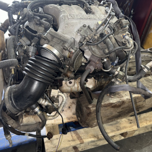 Двигатель Nissan VG33-100990A Terrano R50