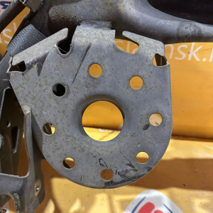 Балка Toyota NHP10 Aqua ABS DRAM R