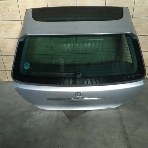 Дверь задняя HONDA Avancier TA1 (Спойлер) дефект