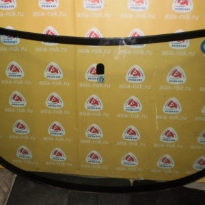 Стекло лобовое Mazda Familia BJ5W