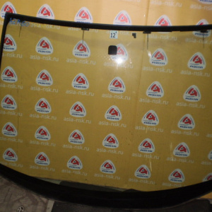 Стекло лобовое Toyota Noah/Voxy AZR60 (с антенной)