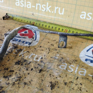 Шланг подачи масла в вакуумный насос Isuzu Elf 4JG2 с ввкуумника генератора на блок двс